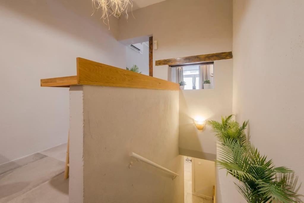 Cool Deluxe Interior Design A 2 Min De Gran Via Apartman Madrid Kültér fotó
