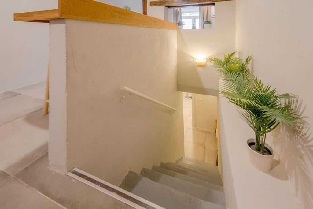 Cool Deluxe Interior Design A 2 Min De Gran Via Apartman Madrid Kültér fotó