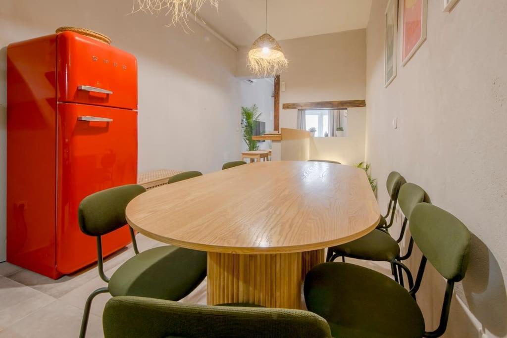 Cool Deluxe Interior Design A 2 Min De Gran Via Apartman Madrid Kültér fotó