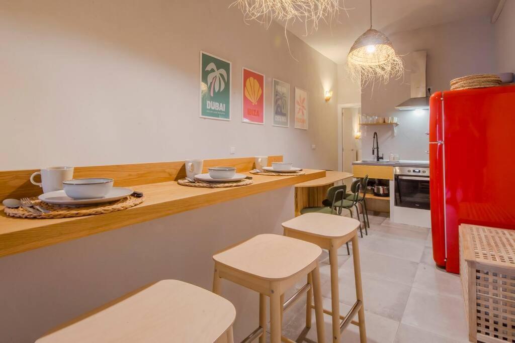 Cool Deluxe Interior Design A 2 Min De Gran Via Apartman Madrid Kültér fotó